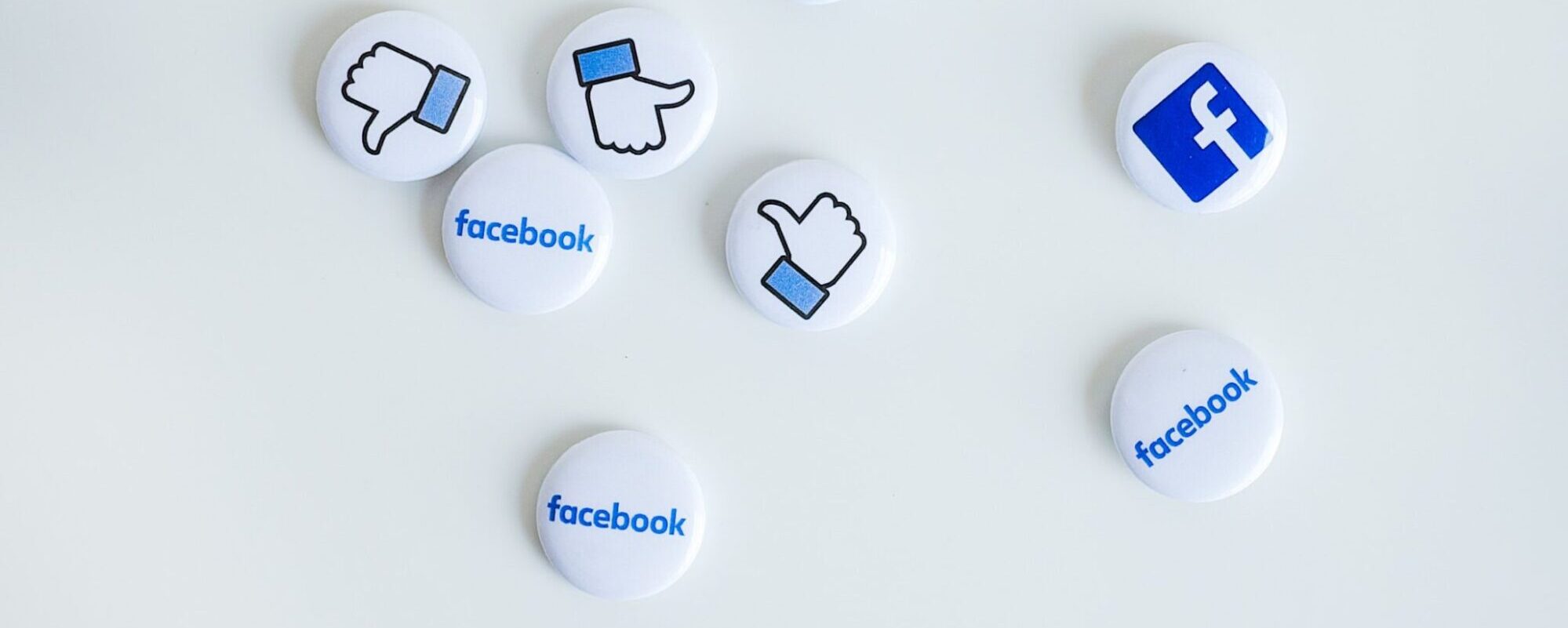 Facebook opslag via online markedsføring
